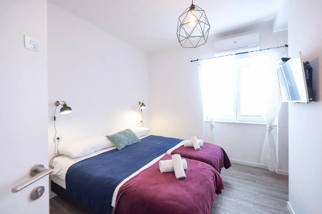 Rooms Lopwi Old Town Ground Floor Zadar Gasthof